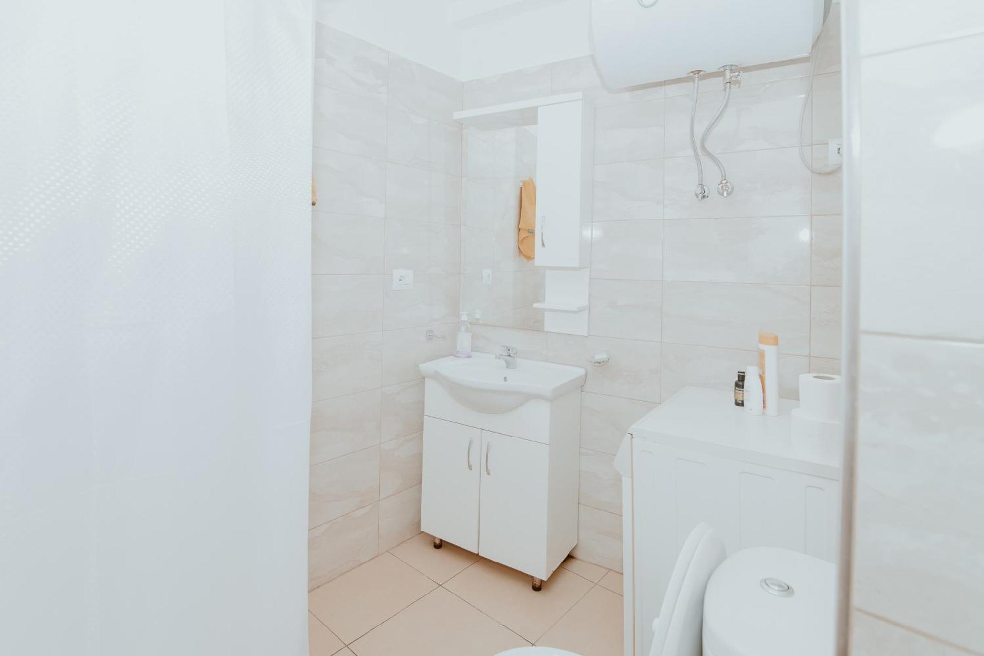 Pretty Smart Appartment Tirana Buitenkant foto