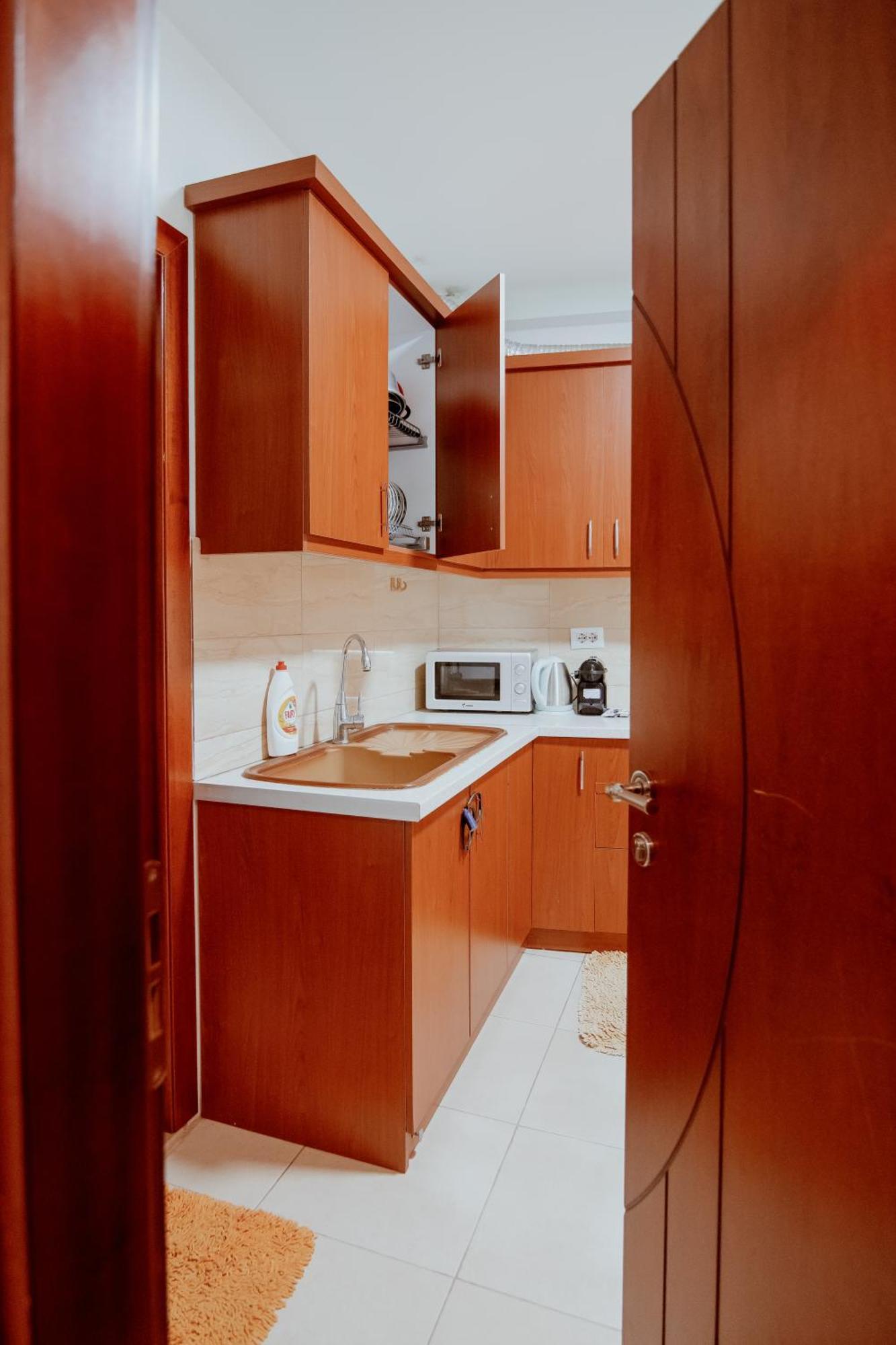 Pretty Smart Appartment Tirana Buitenkant foto