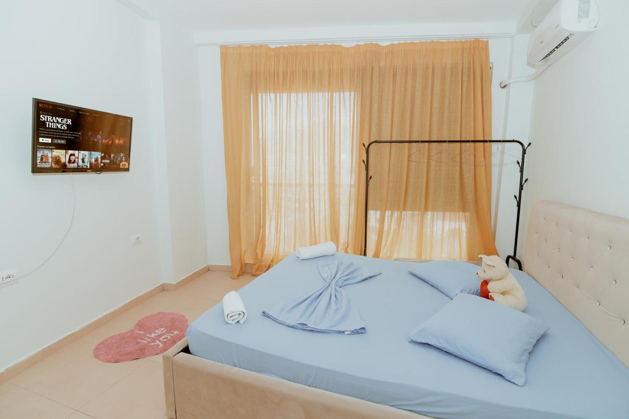 Pretty Smart Appartment Tirana Buitenkant foto